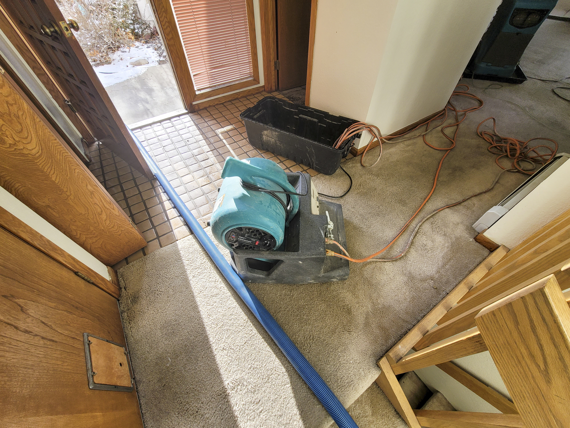 Water damage restoration in a Dallas home